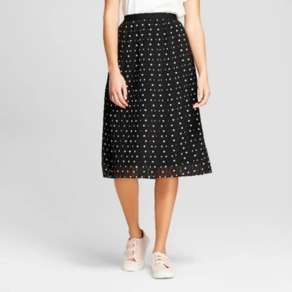 a new day Dresses & Skirts - A NEW DAY Women's Black & White Polka Dot Accordion Pleated Midi Skirt M